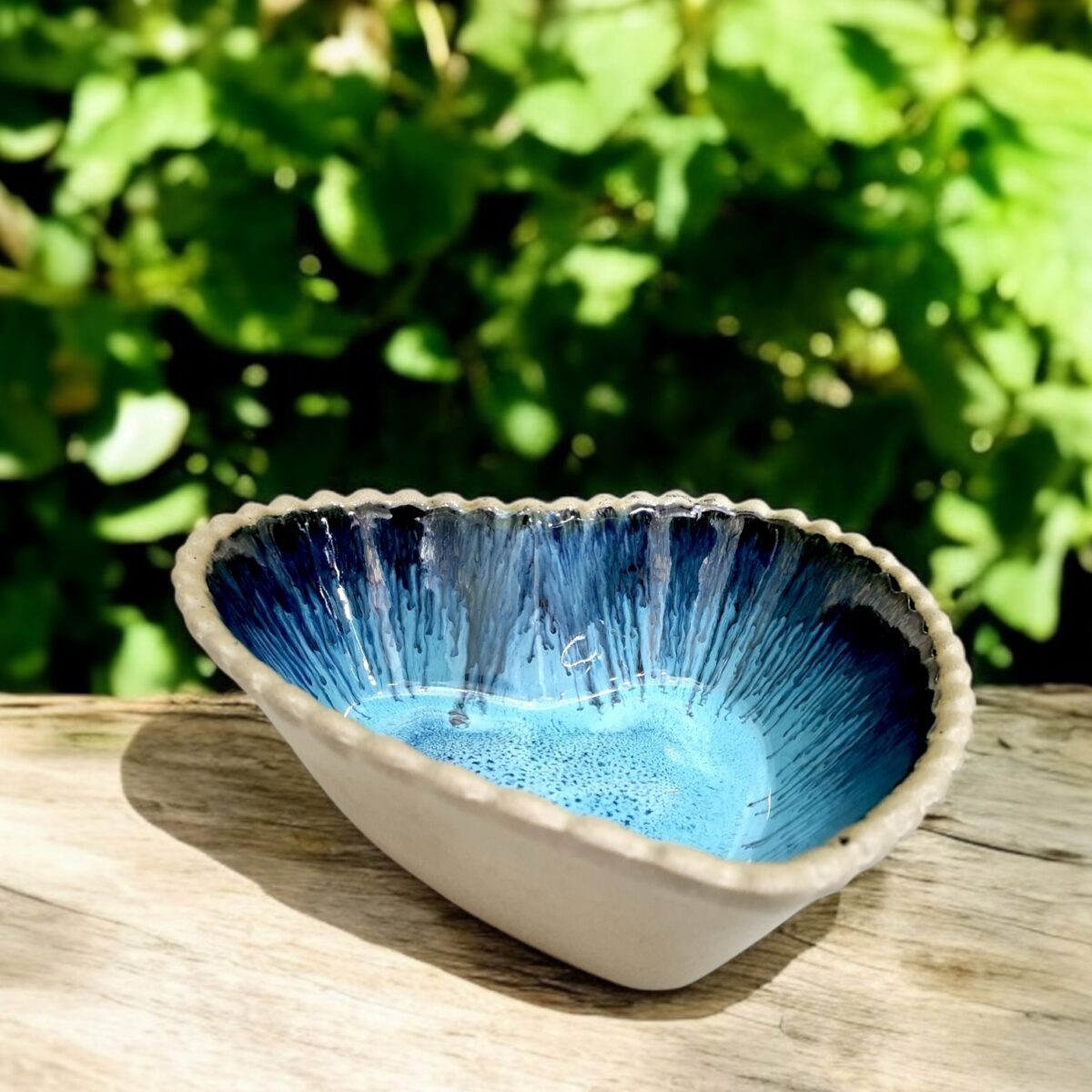 Leafbud Heartbeat Light Blue Serving Bowl
