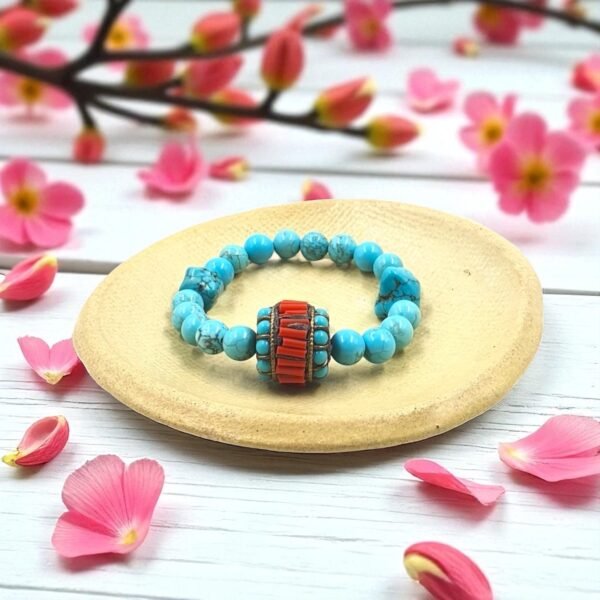 Leafbud Pure Sky Bracelet