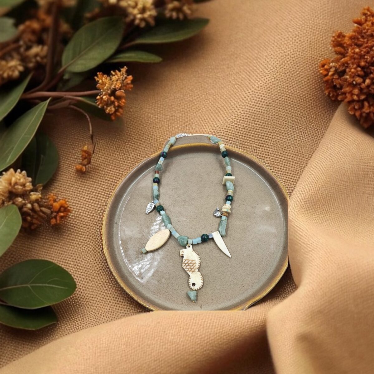 Leafbud Sea Whisper Neckpiece