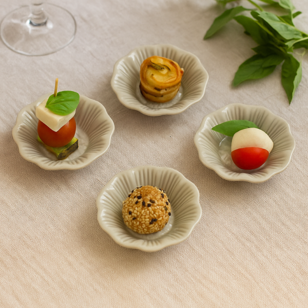 Leafbud Ivory Bloom Bowls