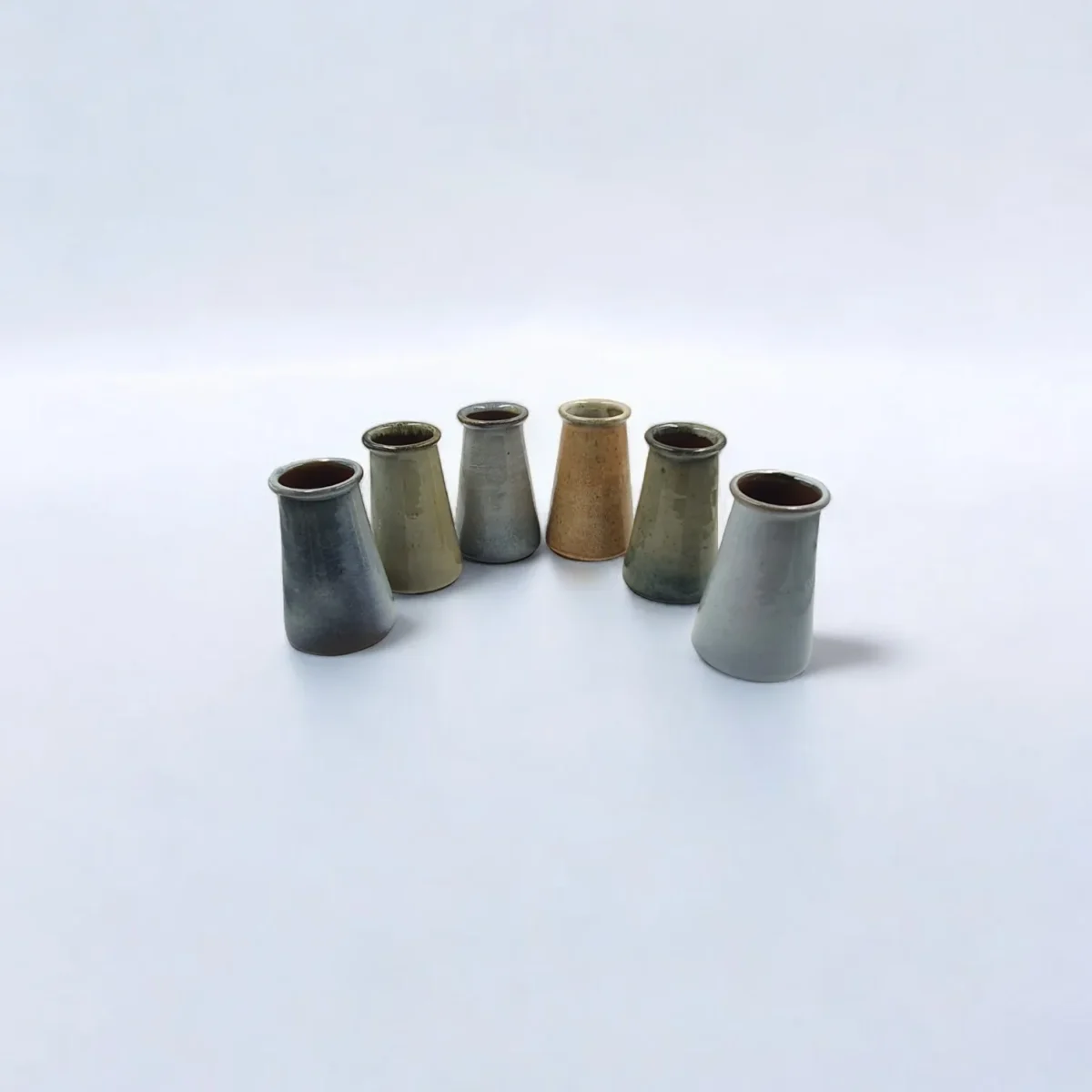 Leafbuds chic ceramics vase
