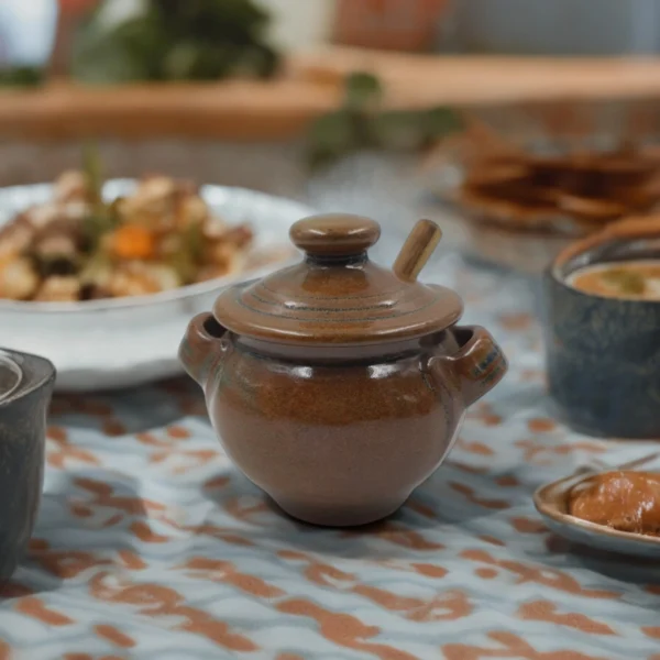 Leafbuds petite rustic tureen