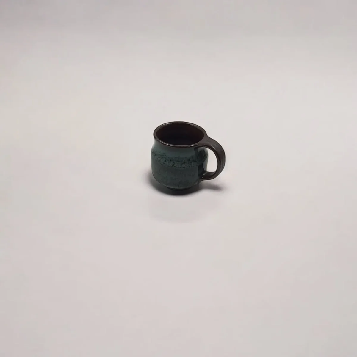 Leafbuds sapphire tides mug
