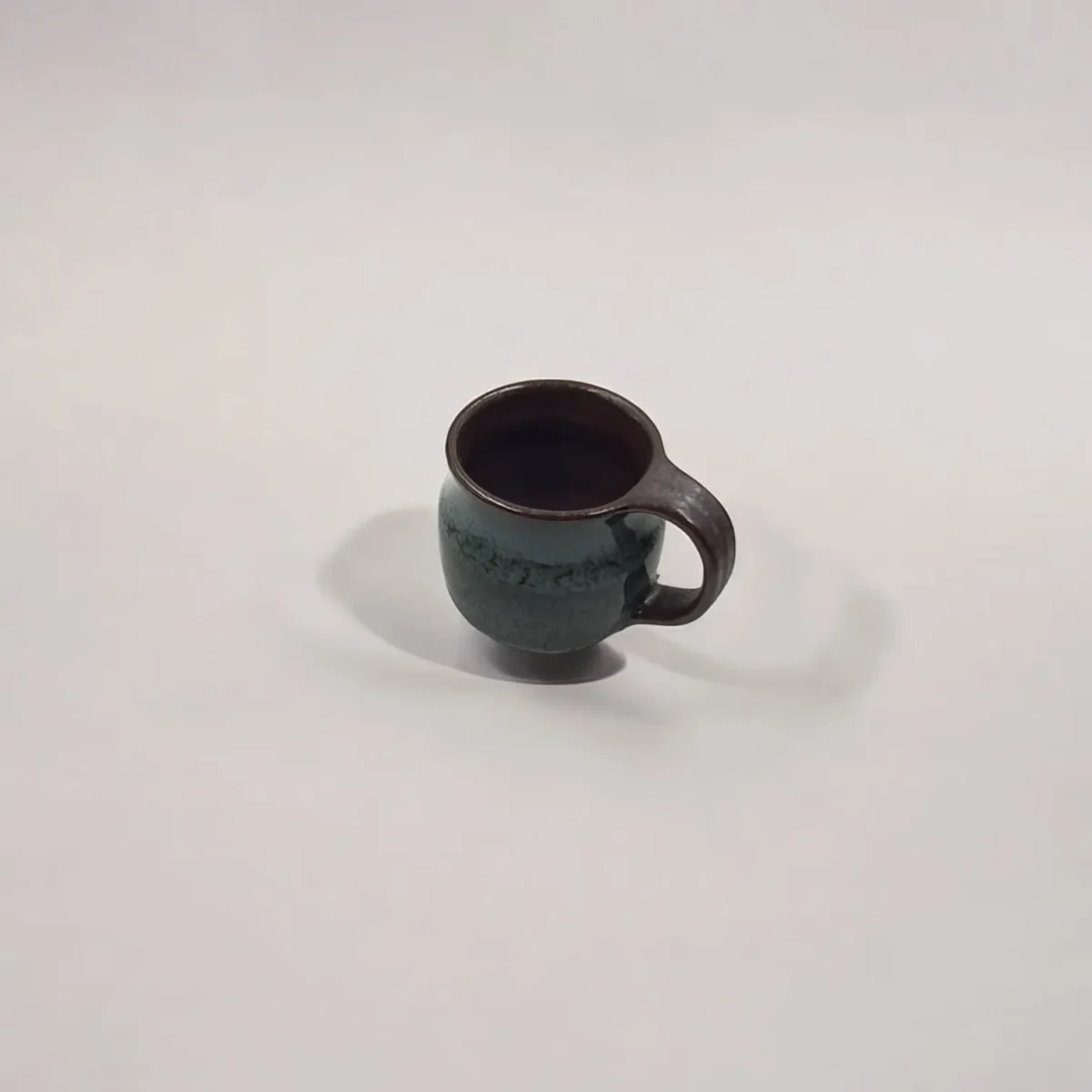 Leafbuds sapphire tides mug