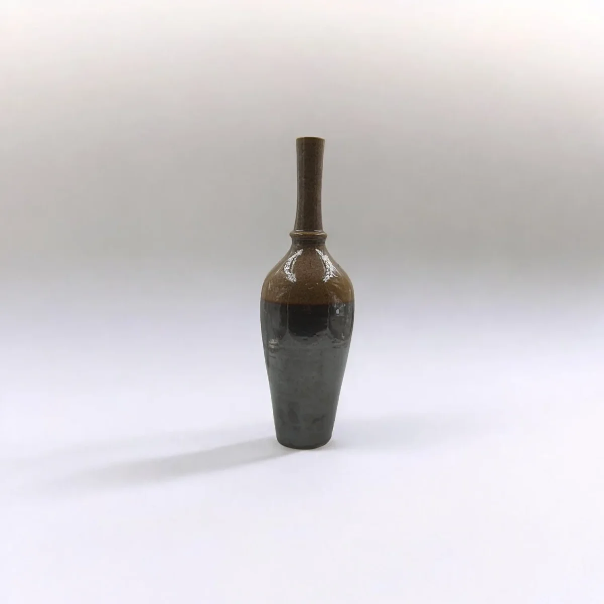 Leafbuds grand elegance vase brown