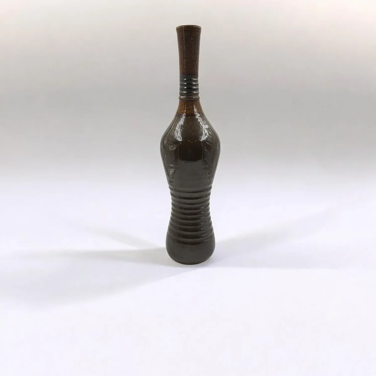 Leafbuds majestic heights vase