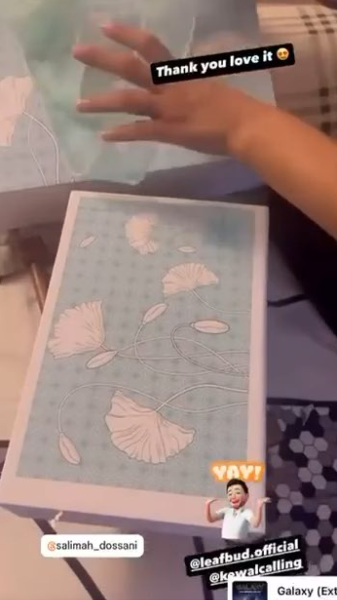 Customer unboxing video